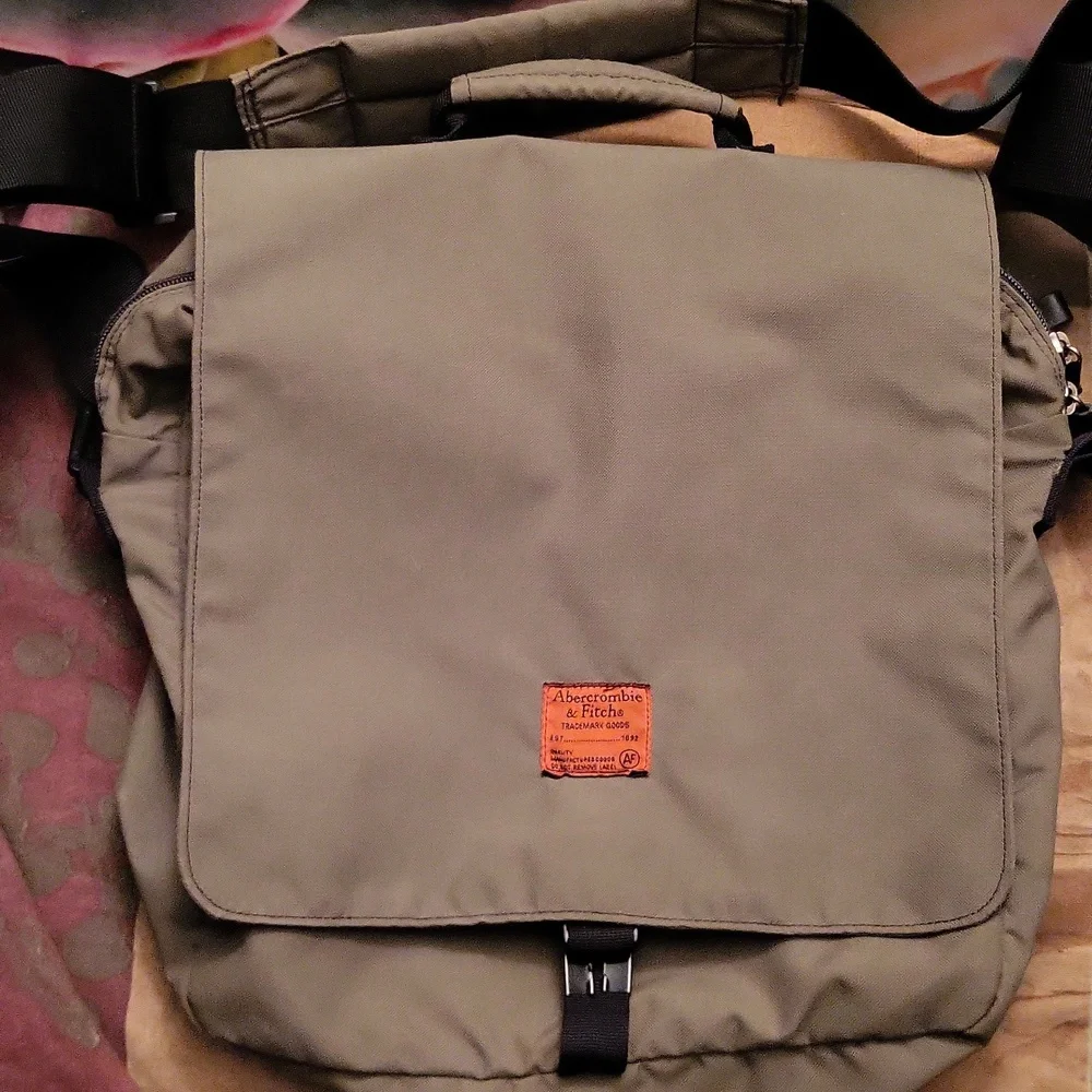Abercrombie & Fitch Canvas Messenger Bag / Crossbody Strap Satchel Unisex - Picture 4 of 16
